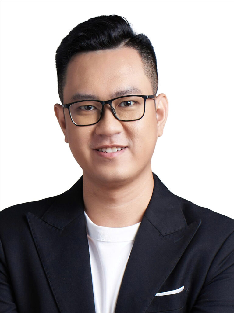 Giảng viên Nguyễn Phú Thịnh